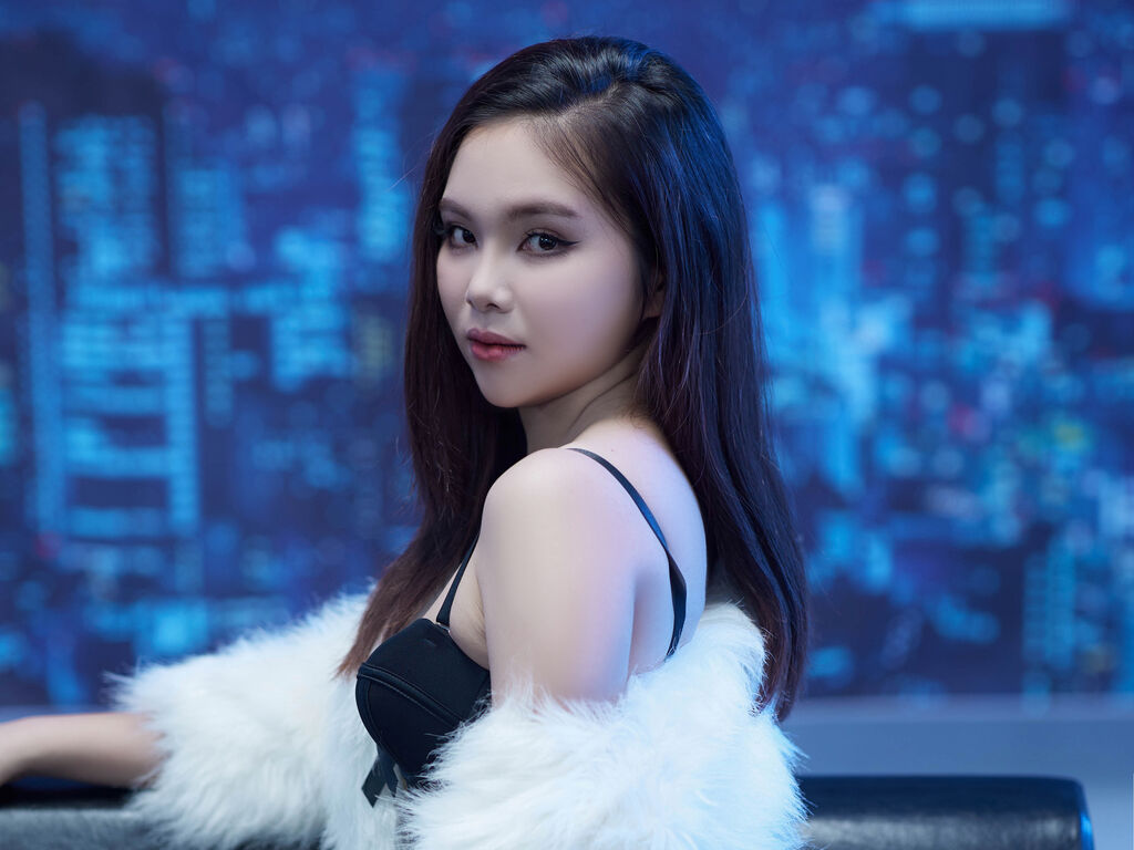 Live stream model AnnaErena