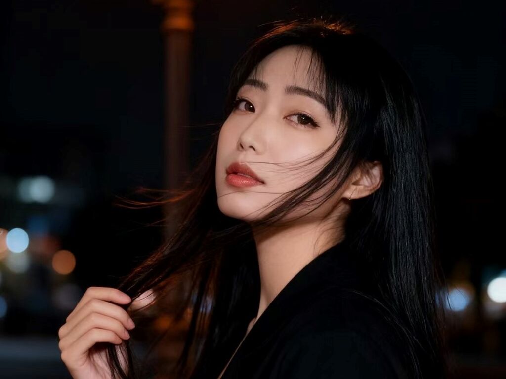 Live stream model BeIIaDiana