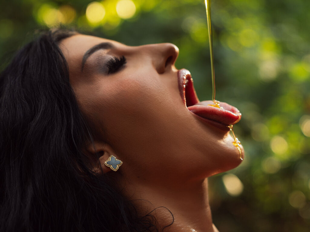 Live stream model KassandraRave