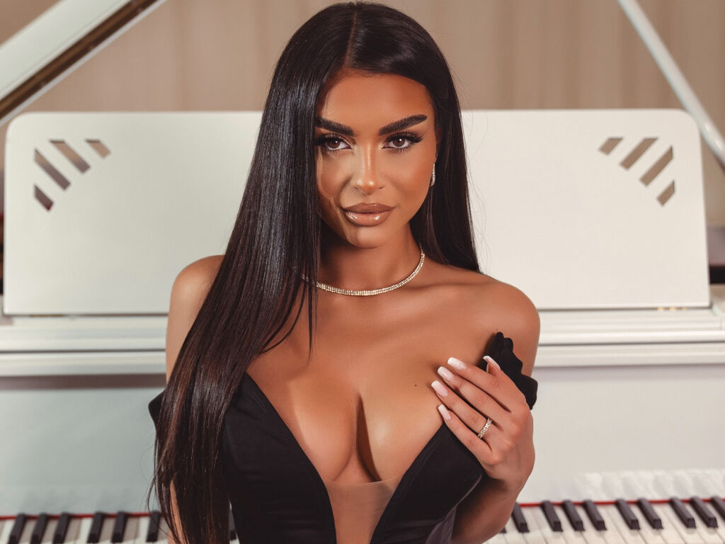 Live stream model LexyNess