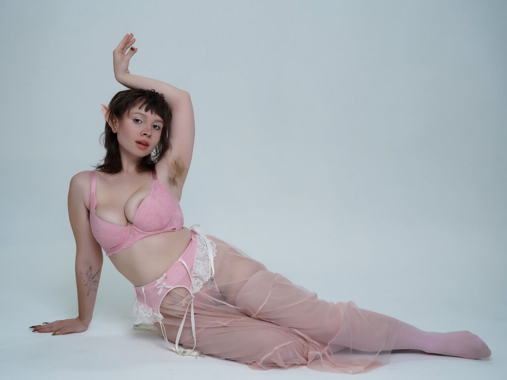 Live stream model LillyStark