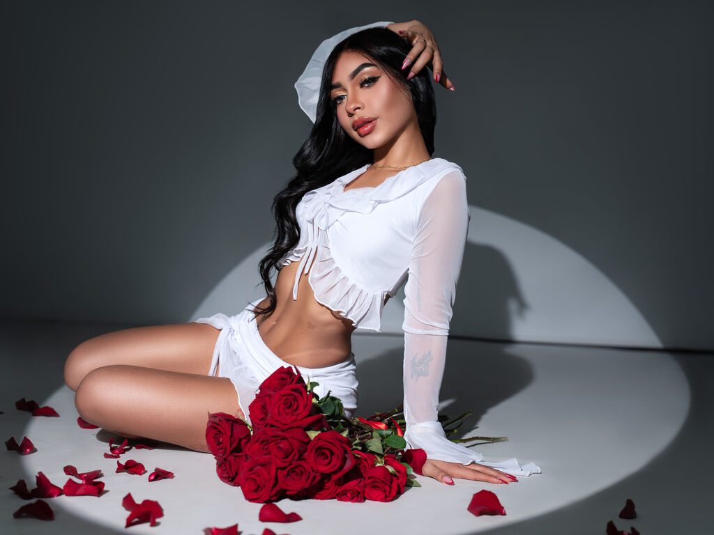 Live stream model MaiaHunt