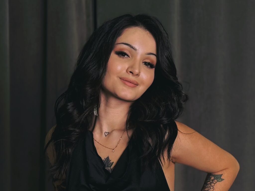 Live stream model MiaOliveres