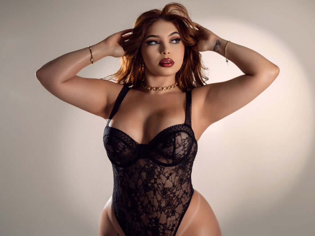 Live stream model NaiaCollins