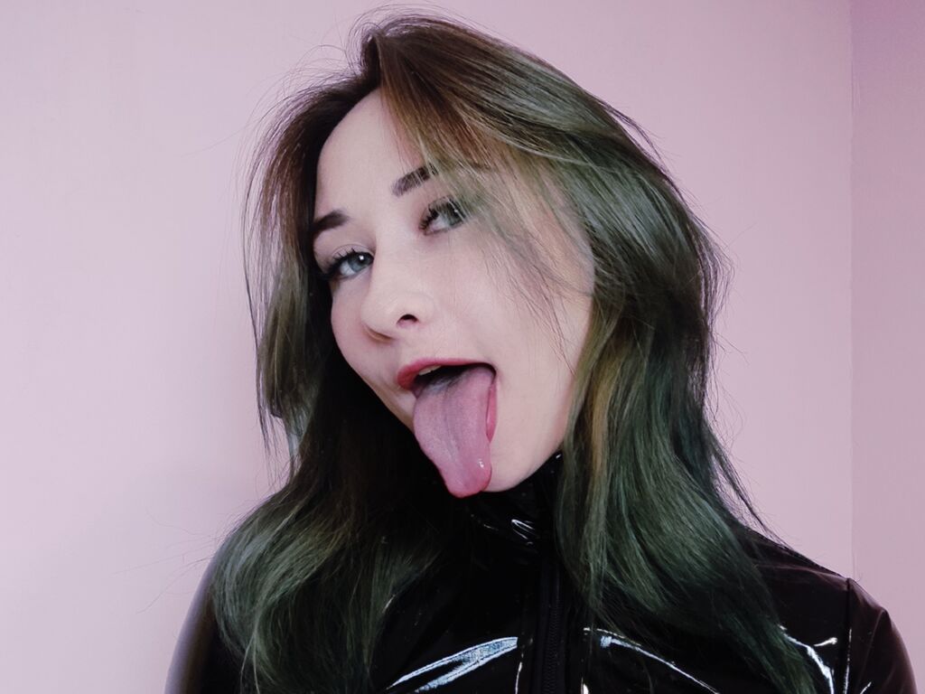HD photo of VikaCherry